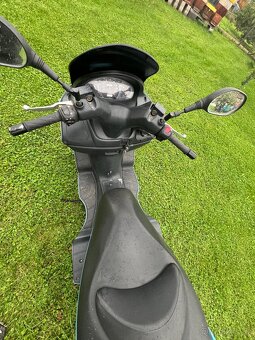 Suzuki Burgman 200 - 2