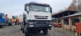 Iveco Trakker 45 8x8 s hr HIAB 144 - 2