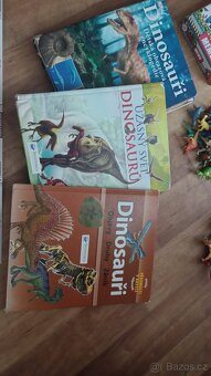 Dinosauří sbírka - figurky, knížky - 2