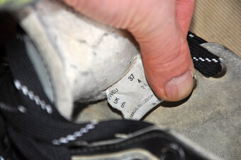 Brusle hokejové dětské Botas vel. 37 - 2