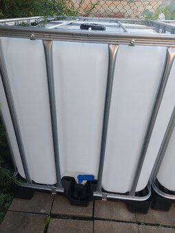 Potravinářské IBC 1000 litrů od sirupu - 2