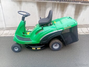 Prodám zahradní traktor John Deere - 2