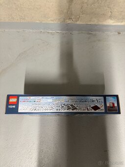 LEGO Creator Detective's Office 10246 - 2