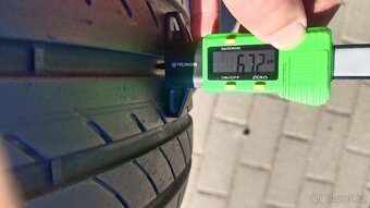 245/35/20 245/35 r20 - 2