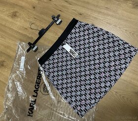 Nová sukně Karl Lagerfeld - 2