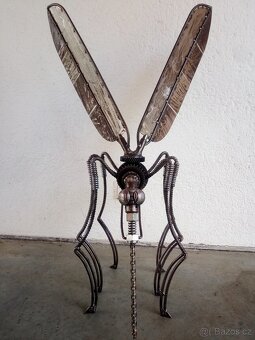 Kovová socha - Komár (prodej/pronájem) - 2