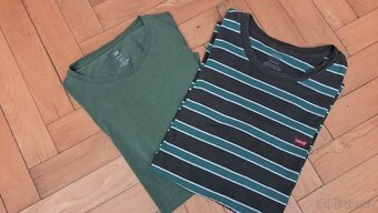 Zajímavá značková trička Levi's/H&M,vel.L/XL - 2