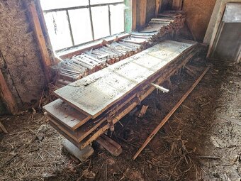 DŘEVĚNÉ FOŠNY / LEVNĚ - 2