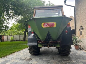 Rozmetadlo AMAZONE ZA-E 402 - 2