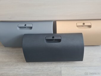 NOVÉ Víko přihrádky Octavia 1 ORIGINÁL - 2