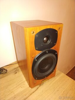 Tannoy Revolution R1 - 2