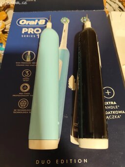 2x elektricky zubní kartáček - 2