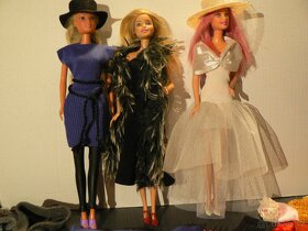 Barbie s doplňky - 2