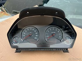 BMW M3/M4 F80/F82/F83 UK budíky 8089625 - 2