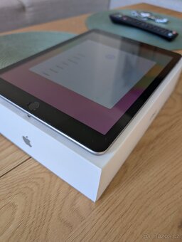 Apple ipad 6th. Gen (6. generace) 64 GB - 2