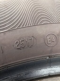 Continental 225/60R17 99V Conti Premium Contact 5 - 2
