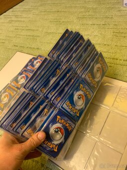 POKÉMON KARTY (MIX) /Vzácné, obyčejné, Mnoho kusů/ - 2