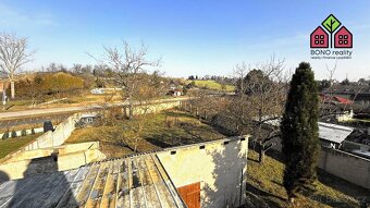 Rodinný dům 5+1, užitná plocha 178 m2, pozemek 815 m2, ulice - 2