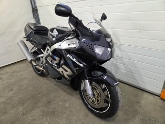 Honda CBR 900 RR Fireblade - 2