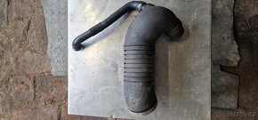 Koncern 1.9Tdi 96kw - hadice turba 8D0129615K - 2