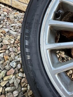 Sada letních pneu vč. originálních disků Volvo - 2