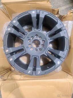20x9 ALU disk KMC Rockstar 5x127 / 139.7 ET0 - 2