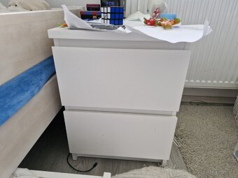Postel z masívu včetně zdravotní matrace - 2