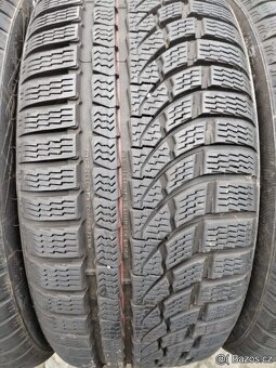 205/45/17 zimni pneu NOKIAN a KUMHO 205/45 R17 - 2