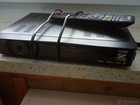 Sat přijímač nápisem skylink OPTIBOX ZEBRA - 2