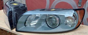 Světla Volvo V50 - 2