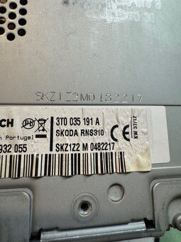 Radio Skoda Amundsen RNS310 na dily - 2