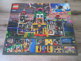 LEGO 70922 The Joker Manor - 2