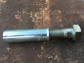 Hmoždinky HILTI HKD-S M16x65, průměr 20 mm. - 2