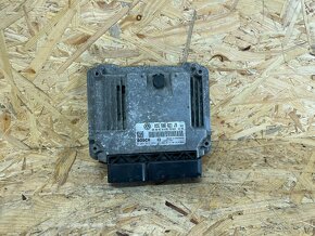 ŘÍDICÍ JEDNOTKA MOTORU 03G906021JS - 2