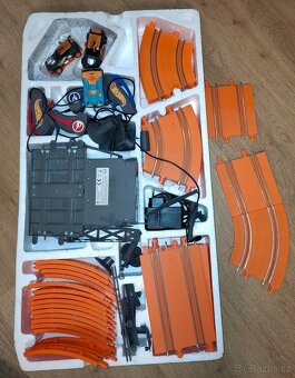 prodám elektrickou autodráhu HOT WHEELS - 2