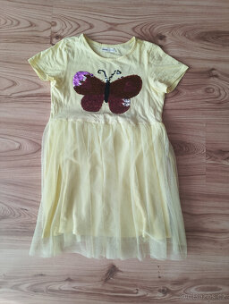 Dívčí šatečky a sukýnka - 2