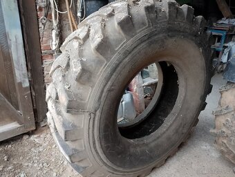 Prodám pneu 14-24 - 2