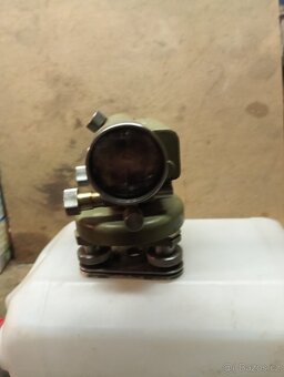 Nivelační přístroj meopta - 2