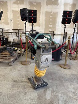 Vibrační pěch - 2