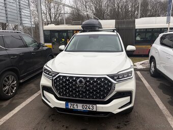 SsangYong Rexton Premium + 7mistné - 2