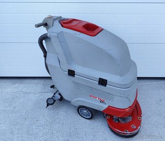 Mycí stroj COMAC Versa 65 BT - 2
