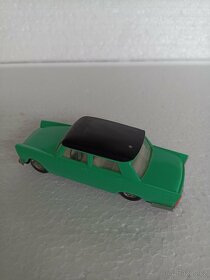 KDN - FIAT 1800 - 2