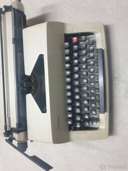 Prodám psací stroj - 2