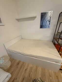 Postel 120x200cm včetně matrace - 2