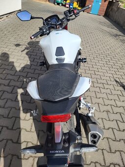 Honda Hornet 750 - 2