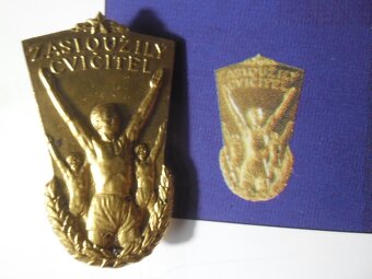 odznak - Zasloužilý cvičitel ,číslován, originál - 2