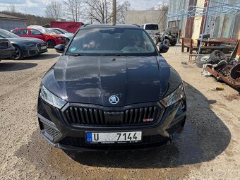 Škoda Octavia kombi 4 RS 2.0 TSI, 53tis km - 2
