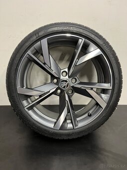 Octavia 4 R19 Nová originální letní sada (2025) - 2