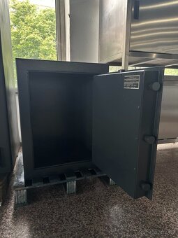 Trezor tmavý 63,5x51,5x82cm - 2