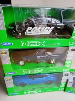 Ford Mustang, Police Interceptor- Welly 1:24, 1:34-39, nové - 2